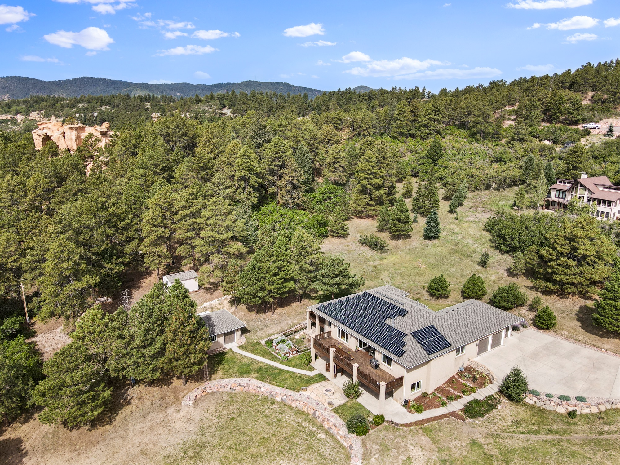 3290 Hamal Circle