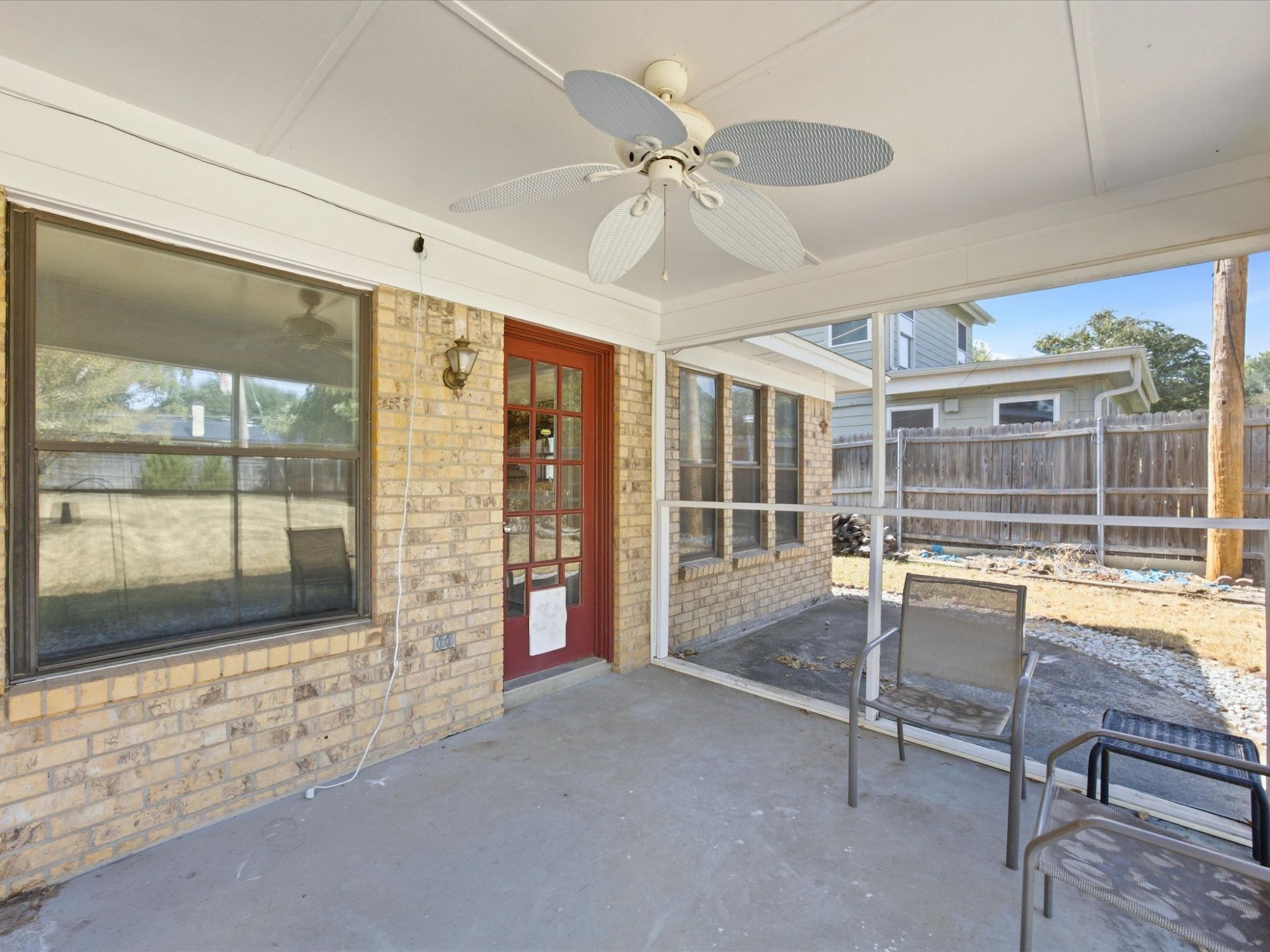 708 Northwest Sandra Lane