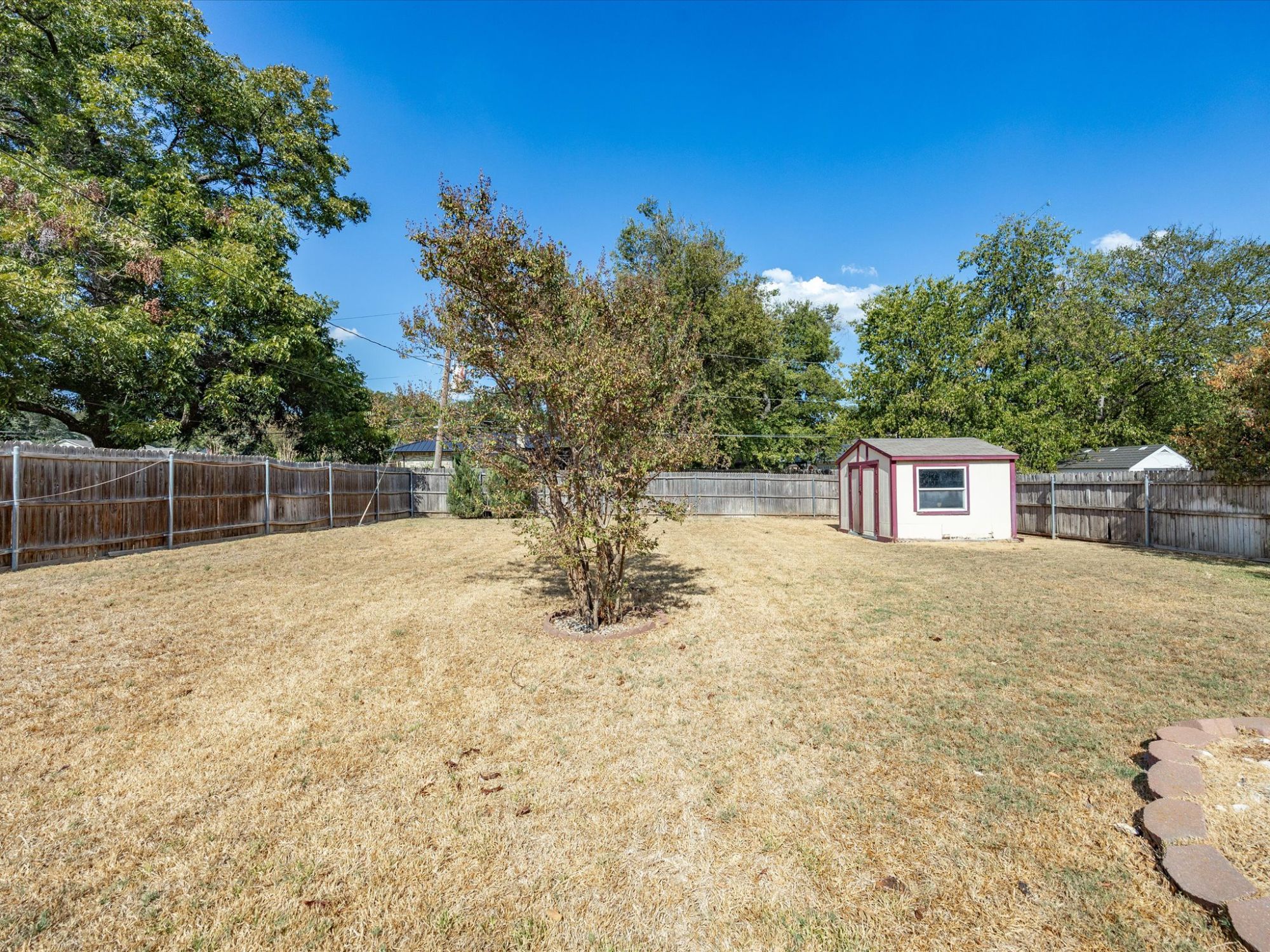 708 Northwest Sandra Lane
