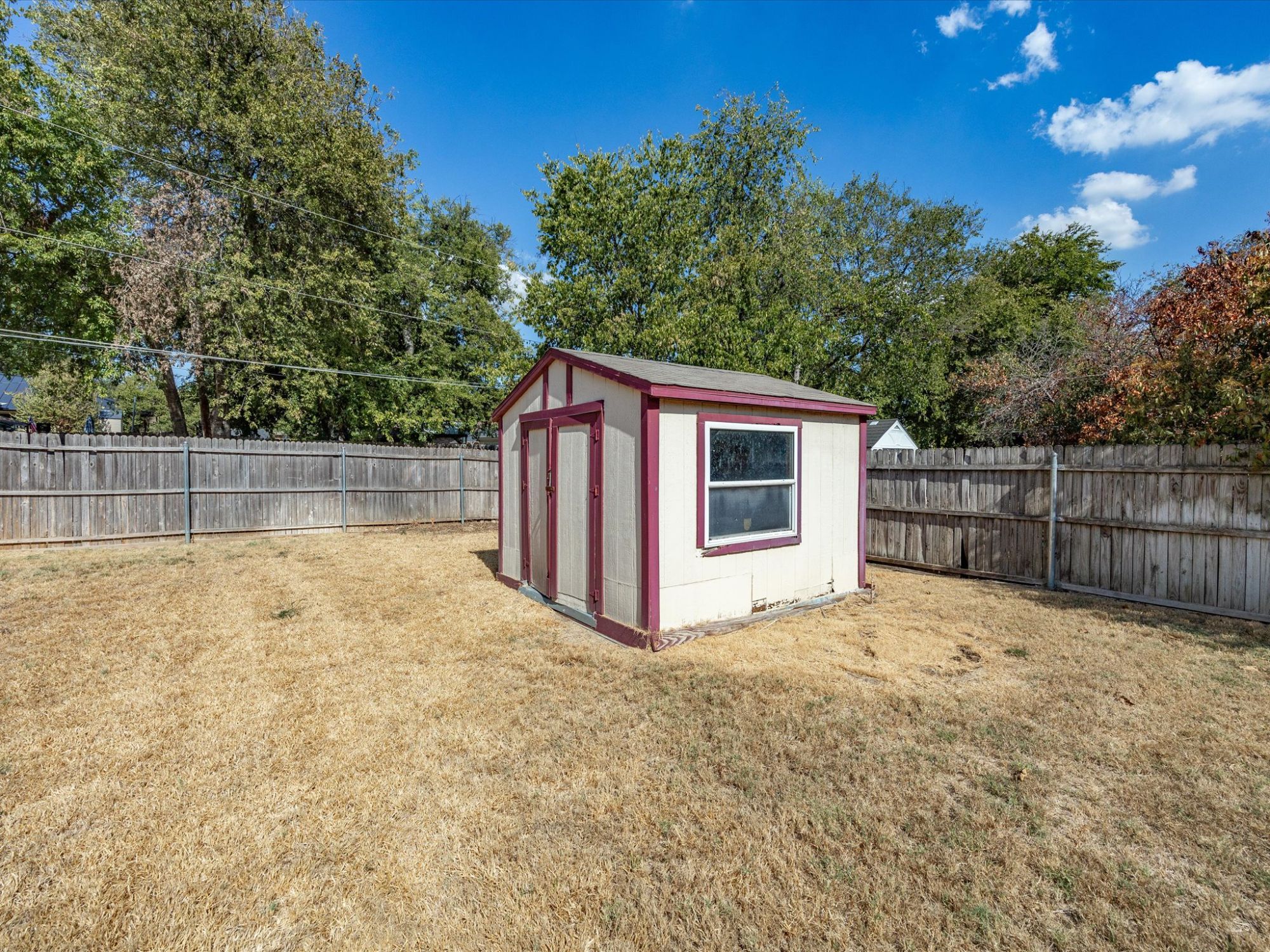 708 Northwest Sandra Lane