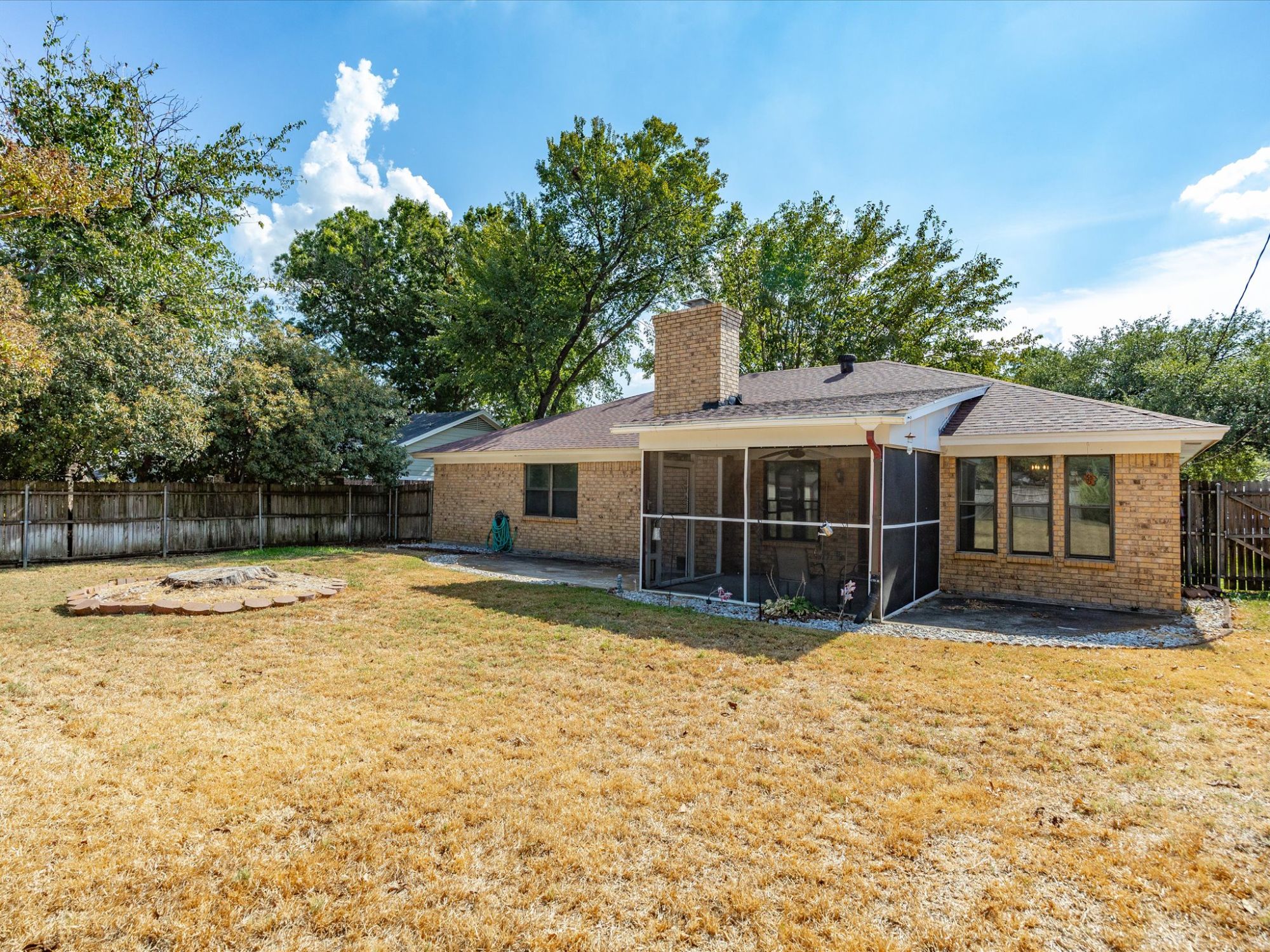 708 Northwest Sandra Lane