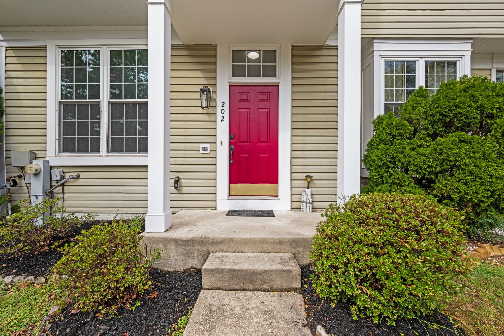 202 Arcadia Shores Circle