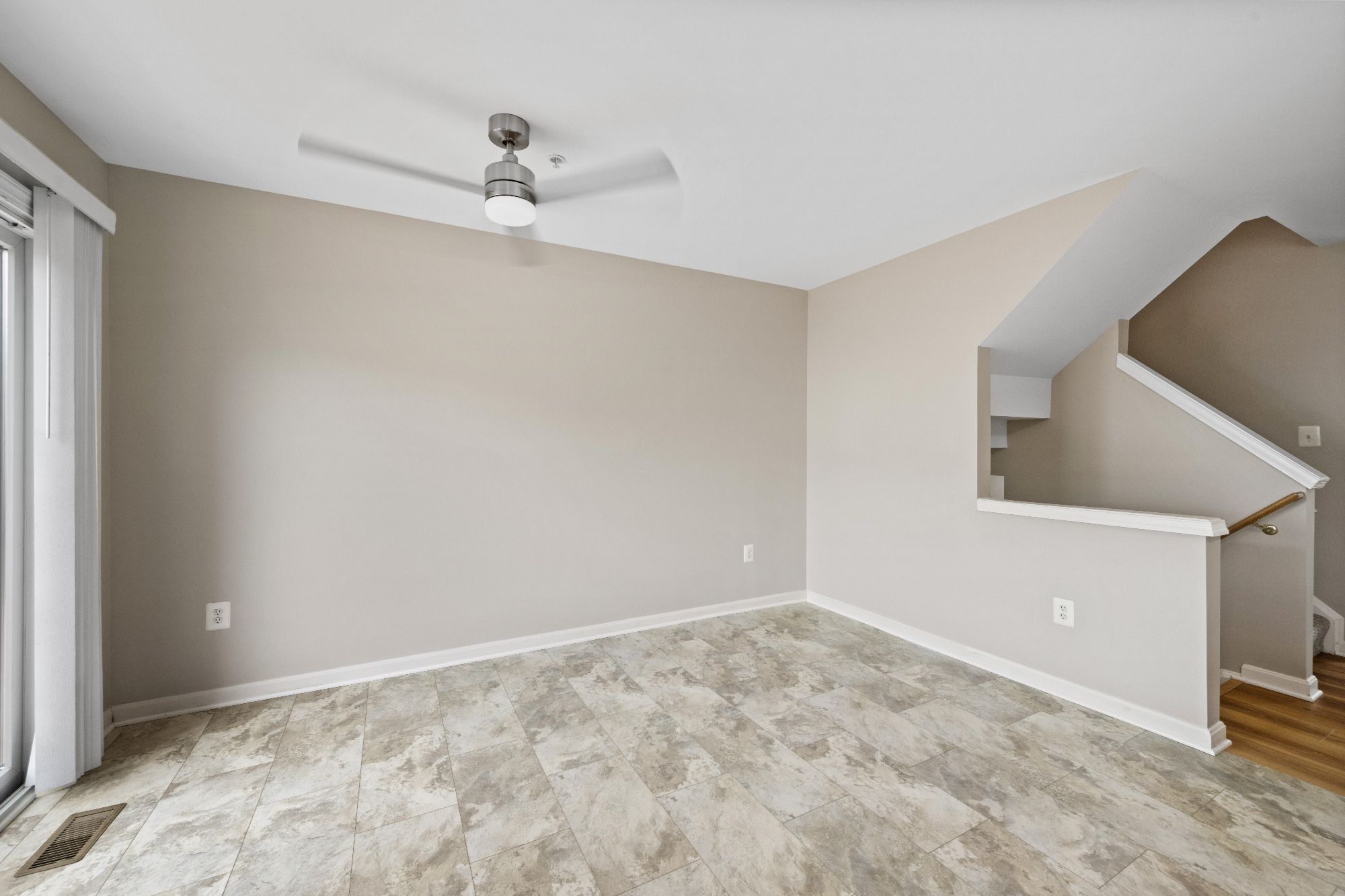 202 Arcadia Shores Circle