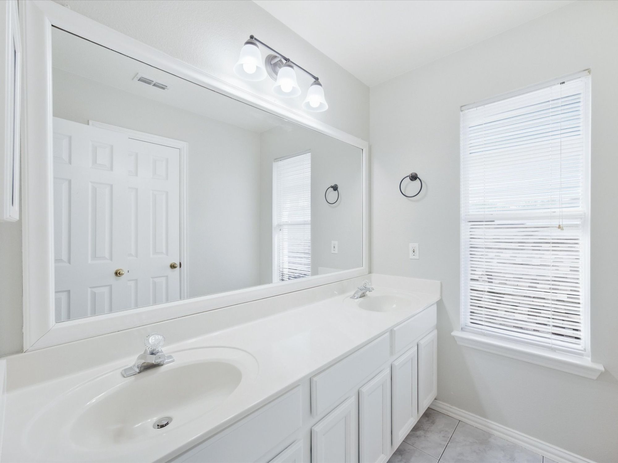 1209 Silverwood Drive