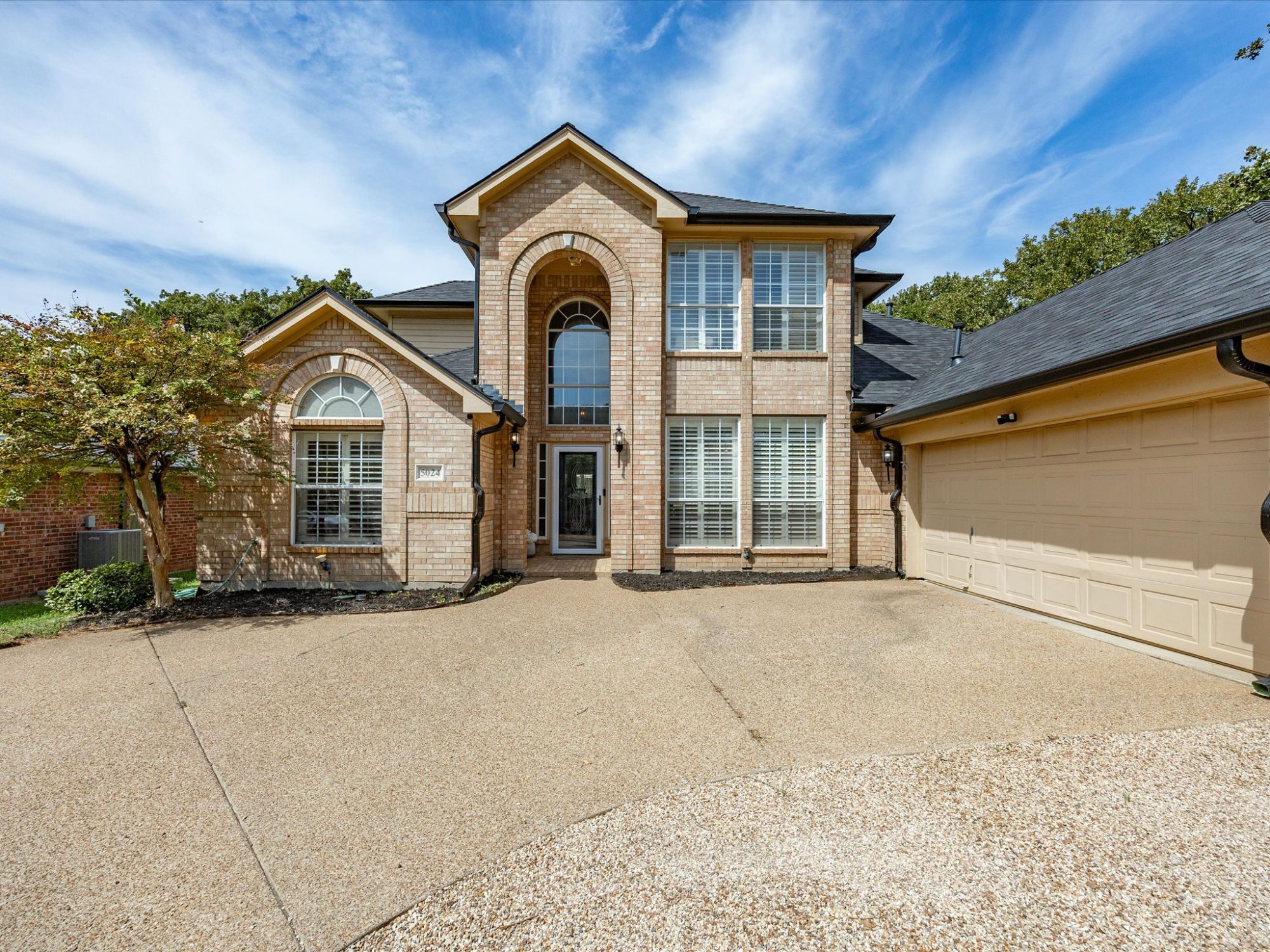 5024 Pointclear Court