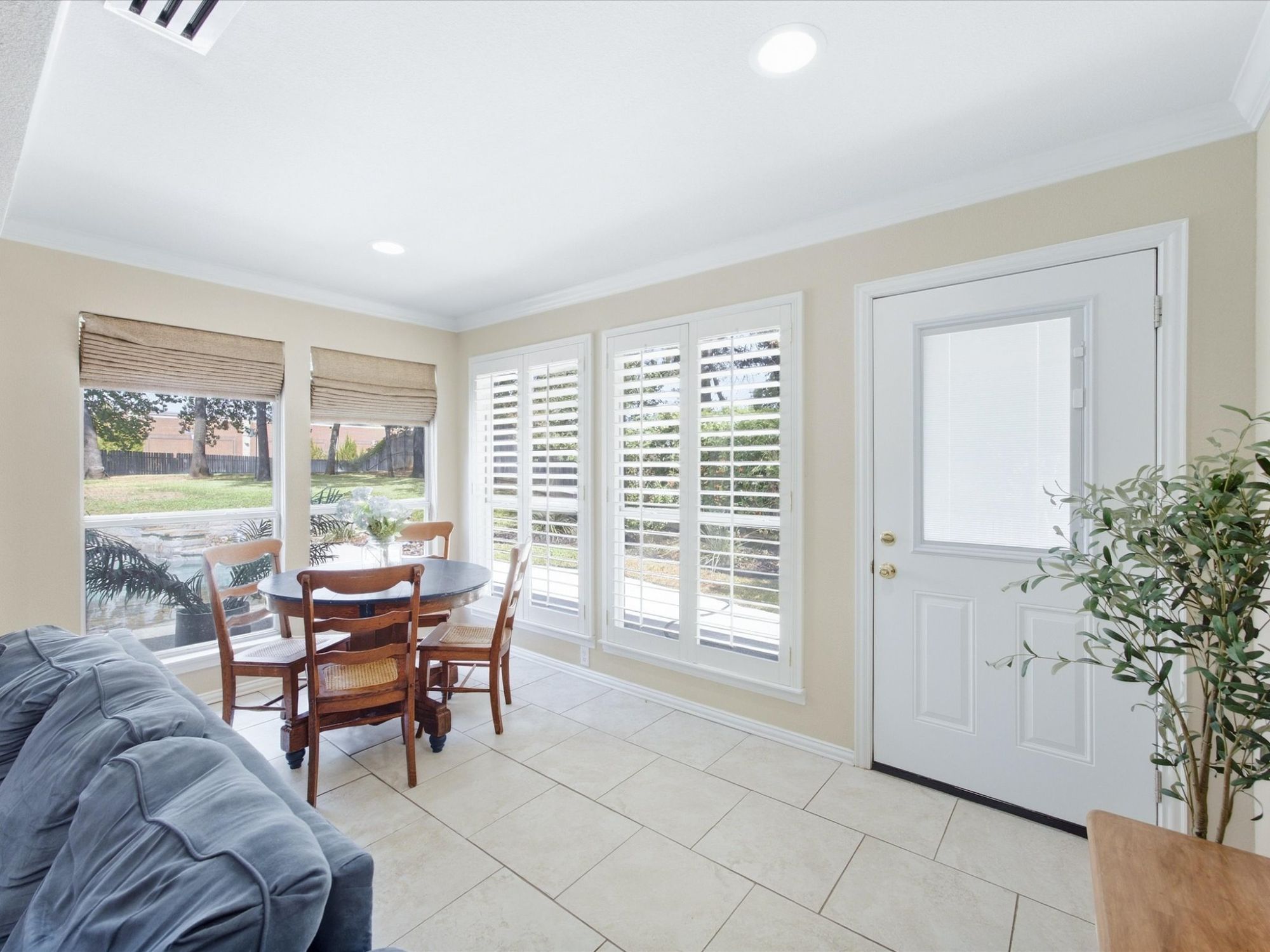 5024 Pointclear Court
