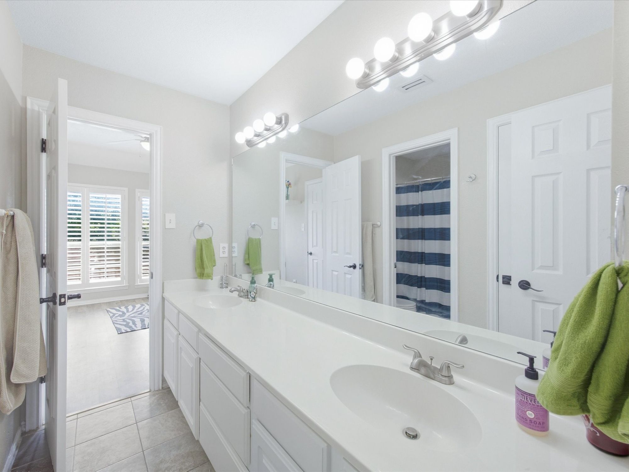 5024 Pointclear Court