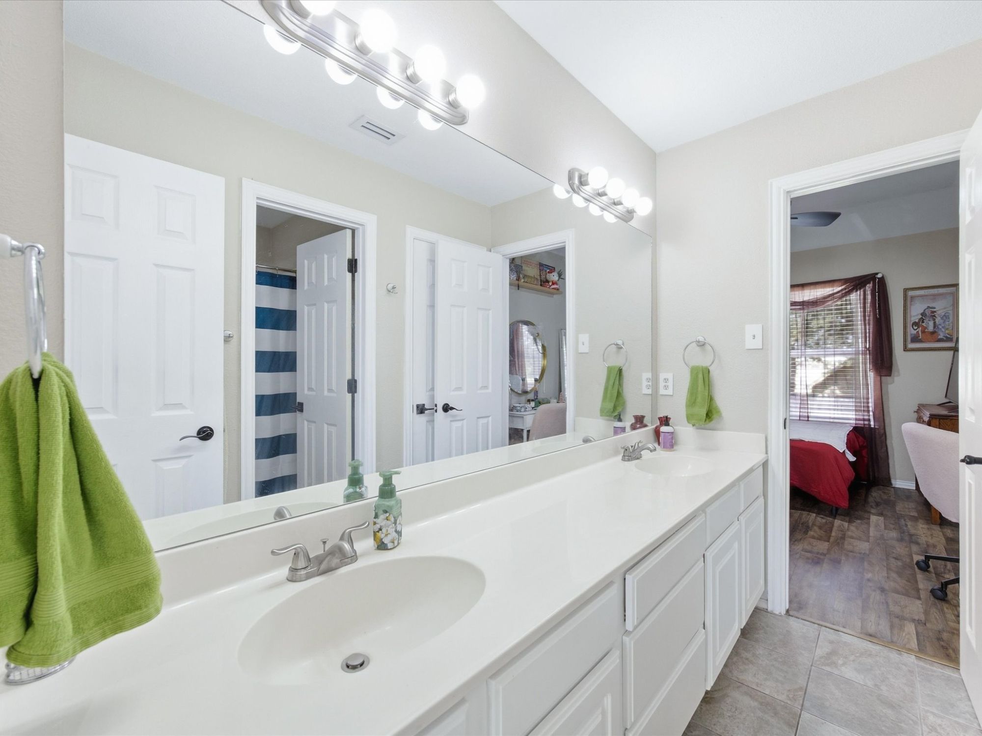 5024 Pointclear Court