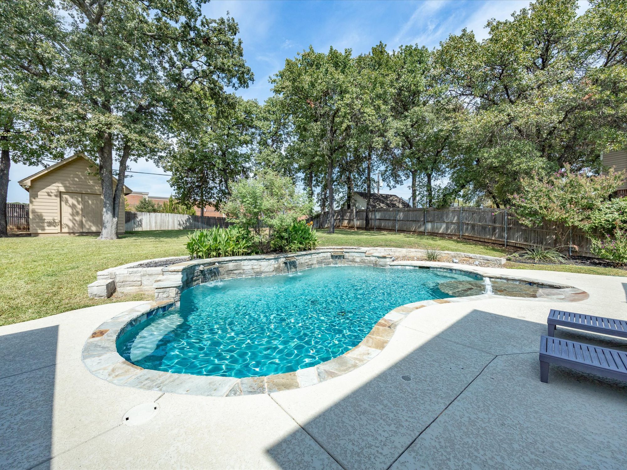 5024 Pointclear Court