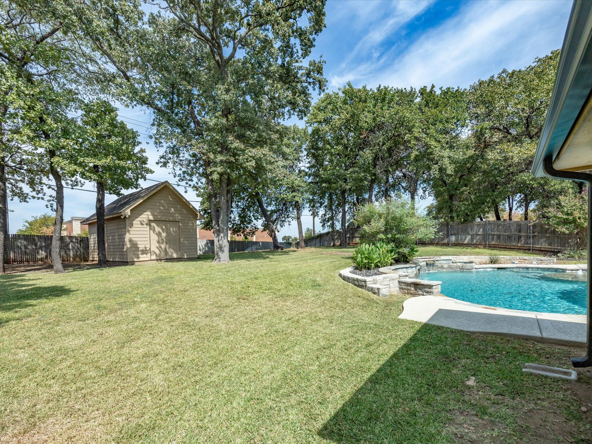 5024 Pointclear Court