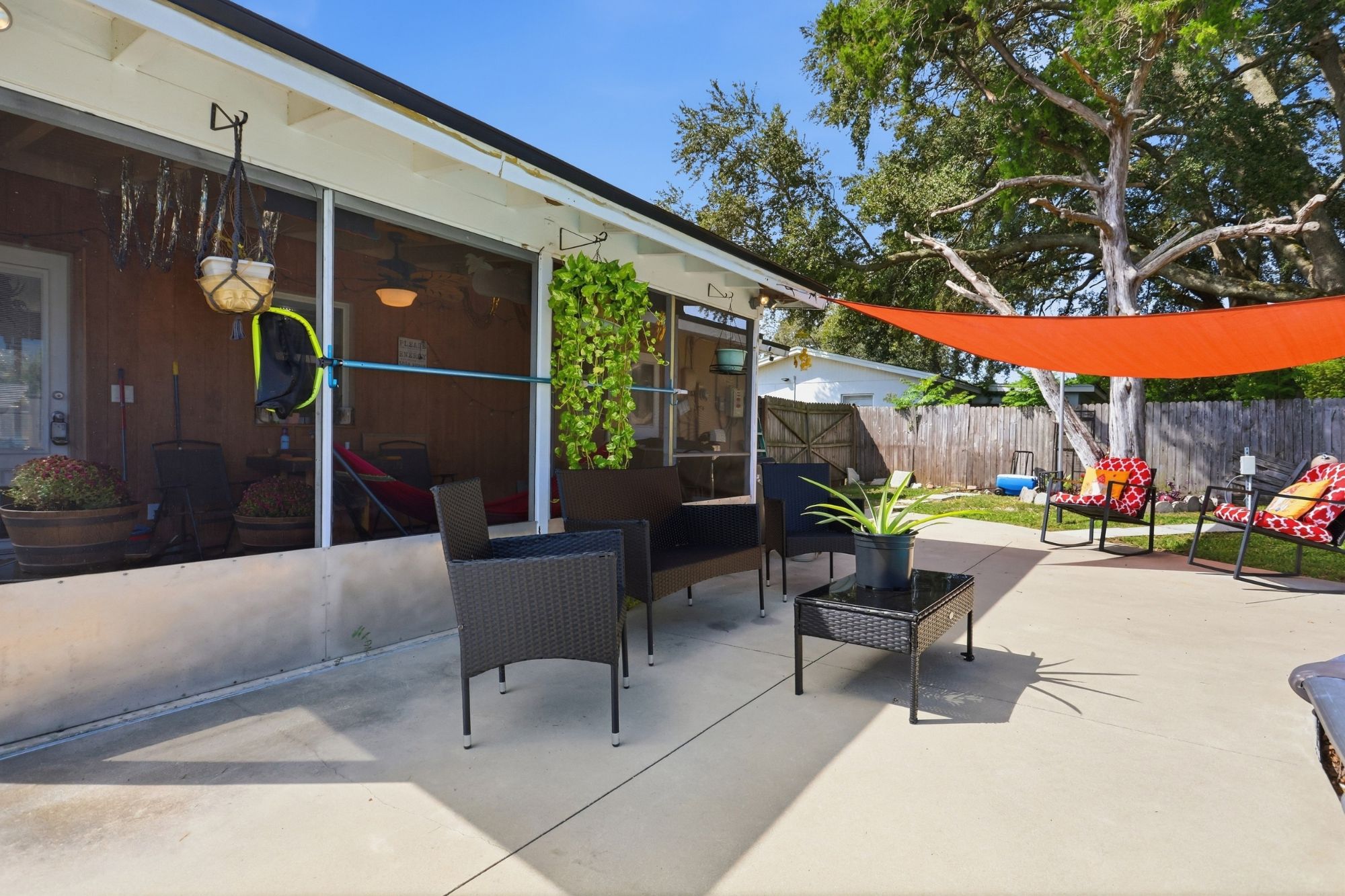 1646 Hastings Drive