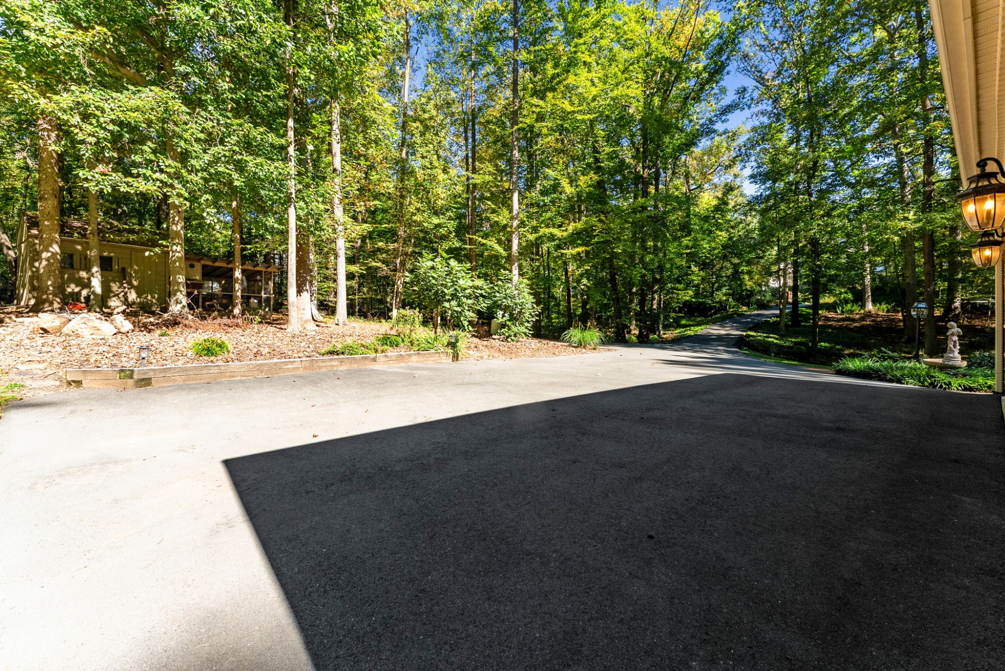 10600 Brentwood Drive