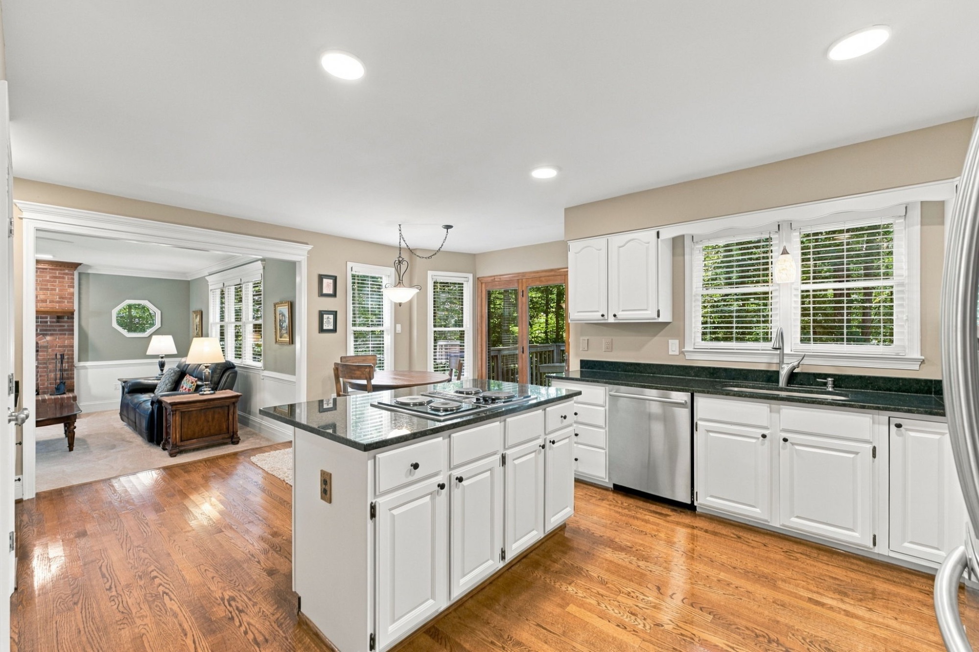 10600 Brentwood Drive