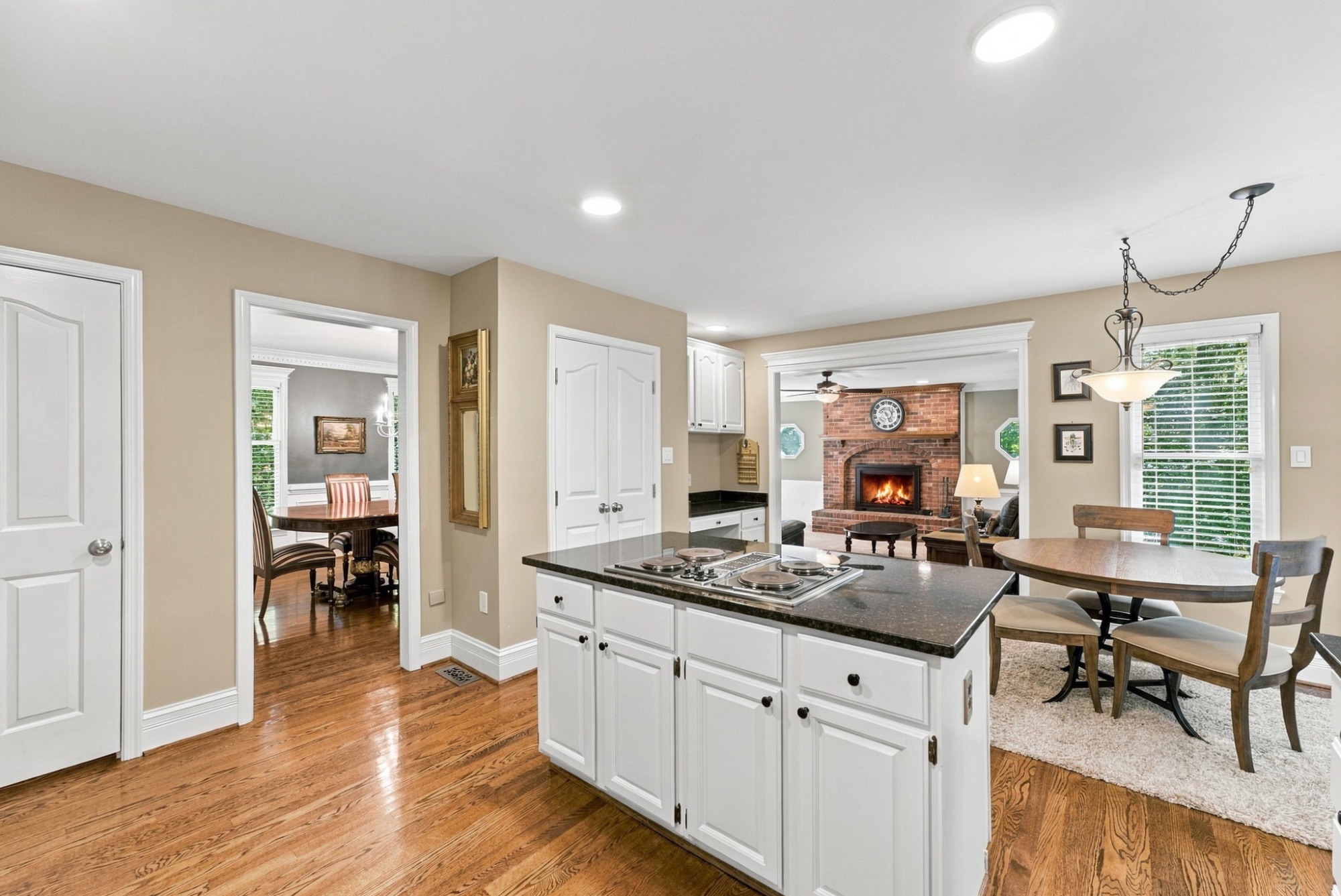 10600 Brentwood Drive