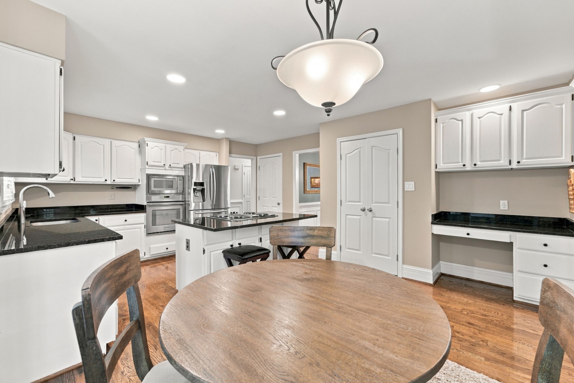 10600 Brentwood Drive