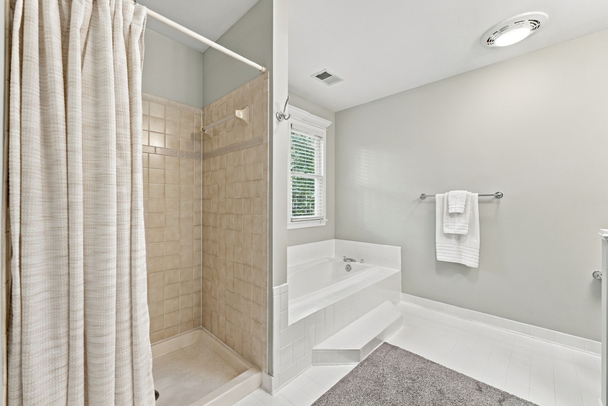 10600 Brentwood Drive