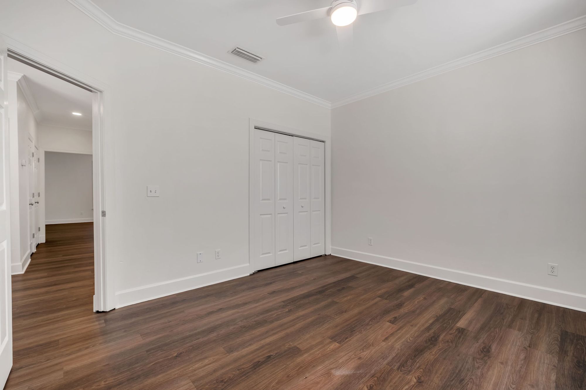 1123 Washington Court