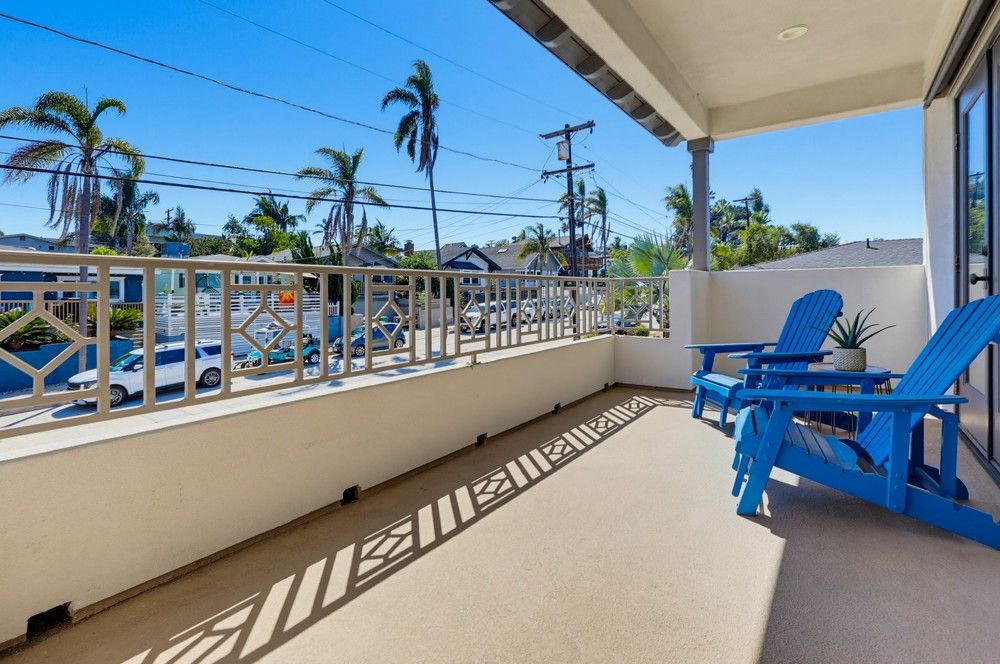 2264 Soto Street