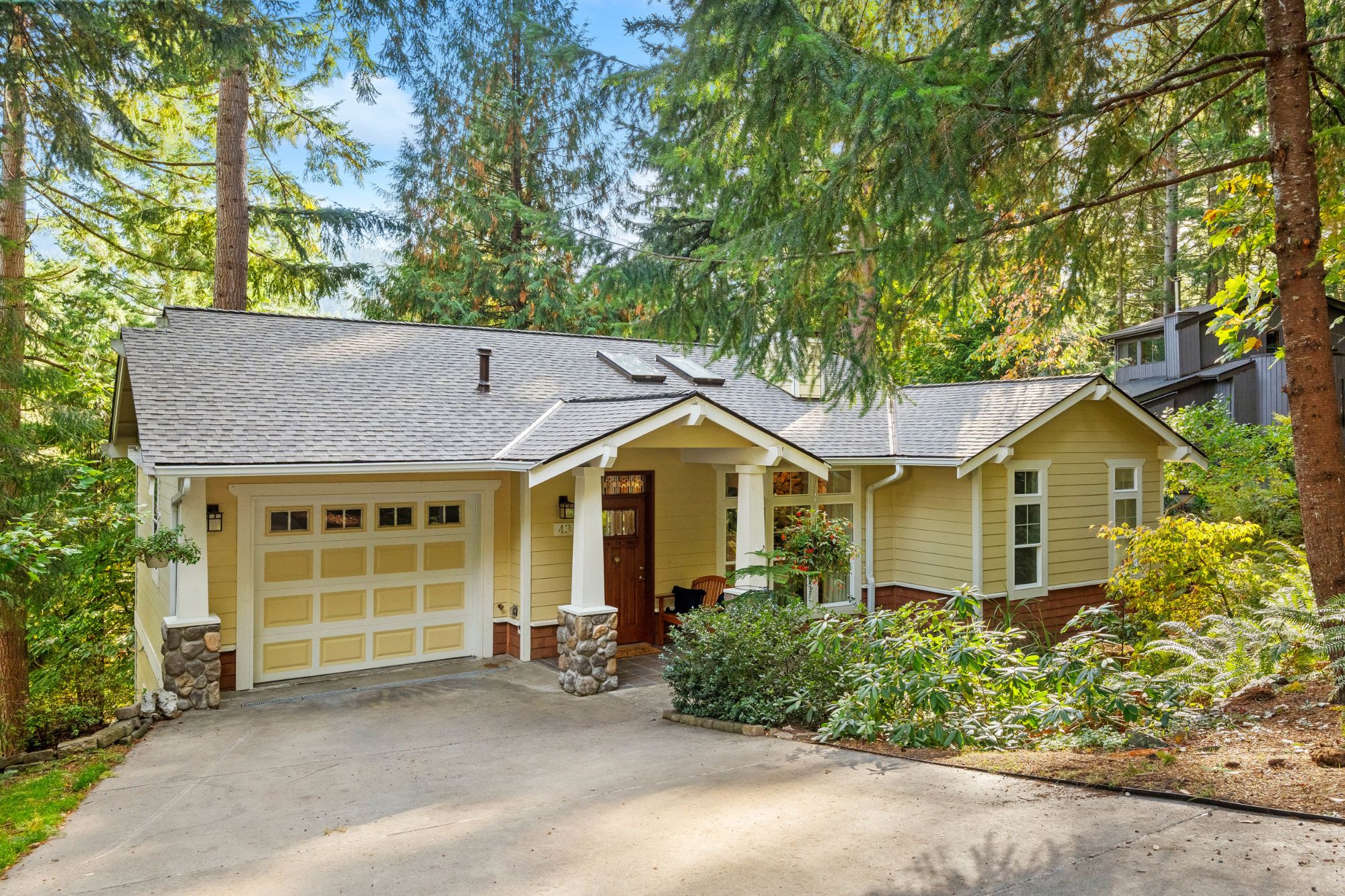 43 Valley Crest Way