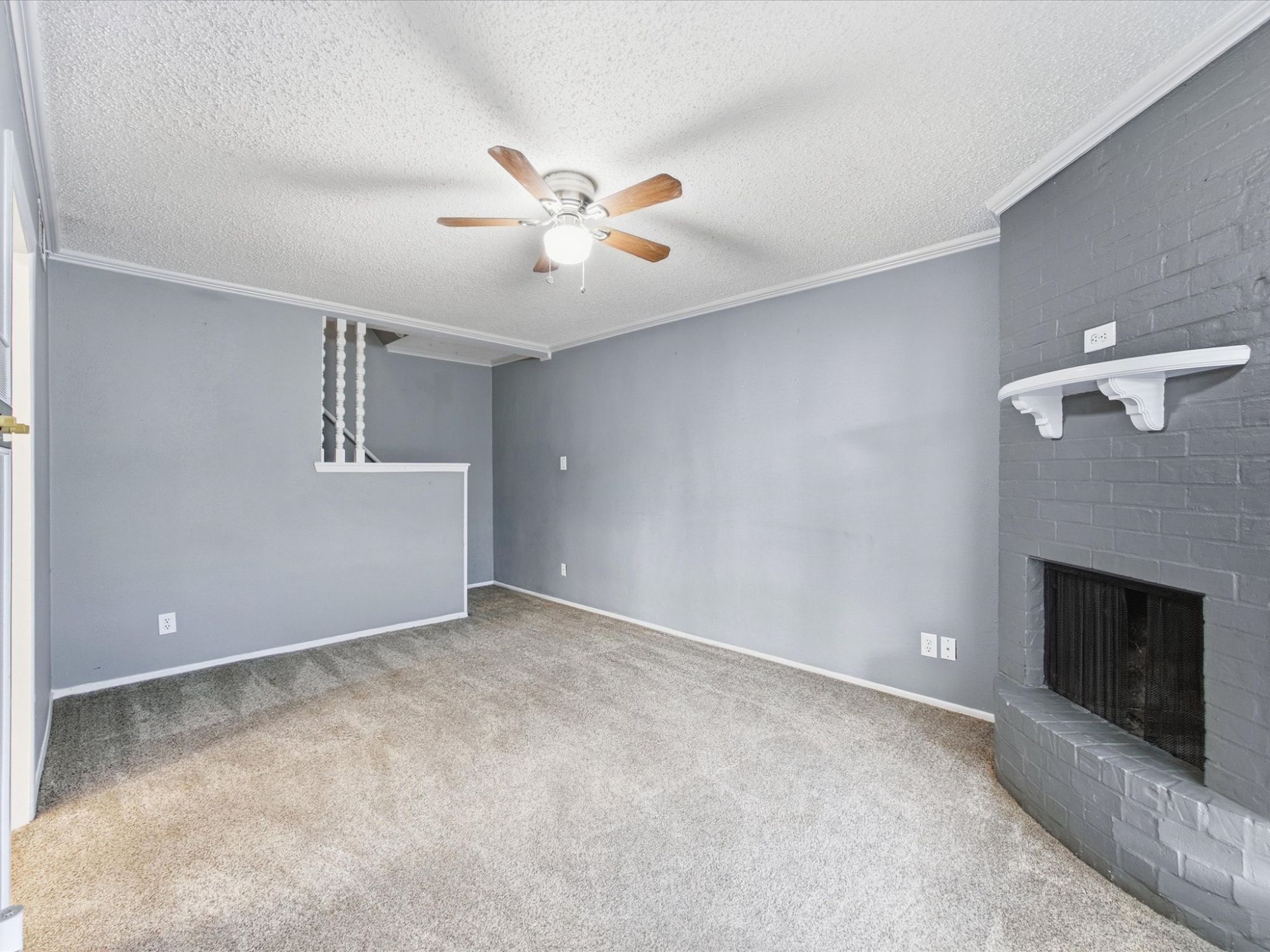 404 Hollyhill Lane #404
