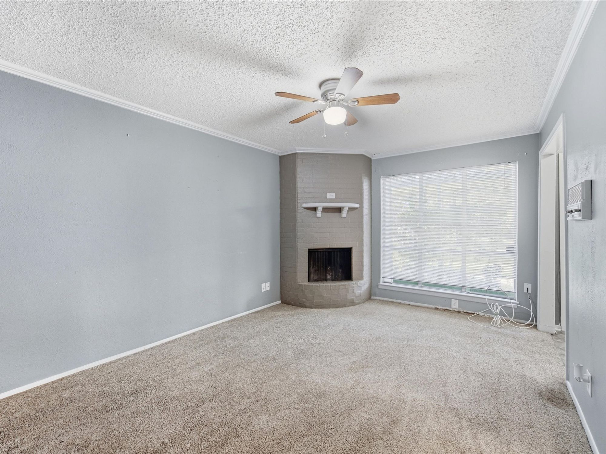404 Hollyhill Lane #404