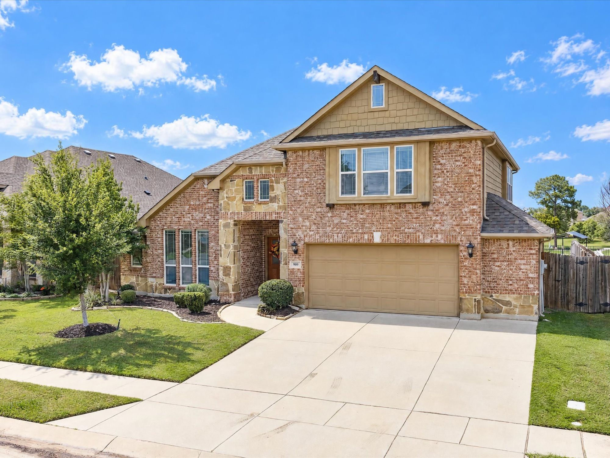 909 Longhorn Drive
