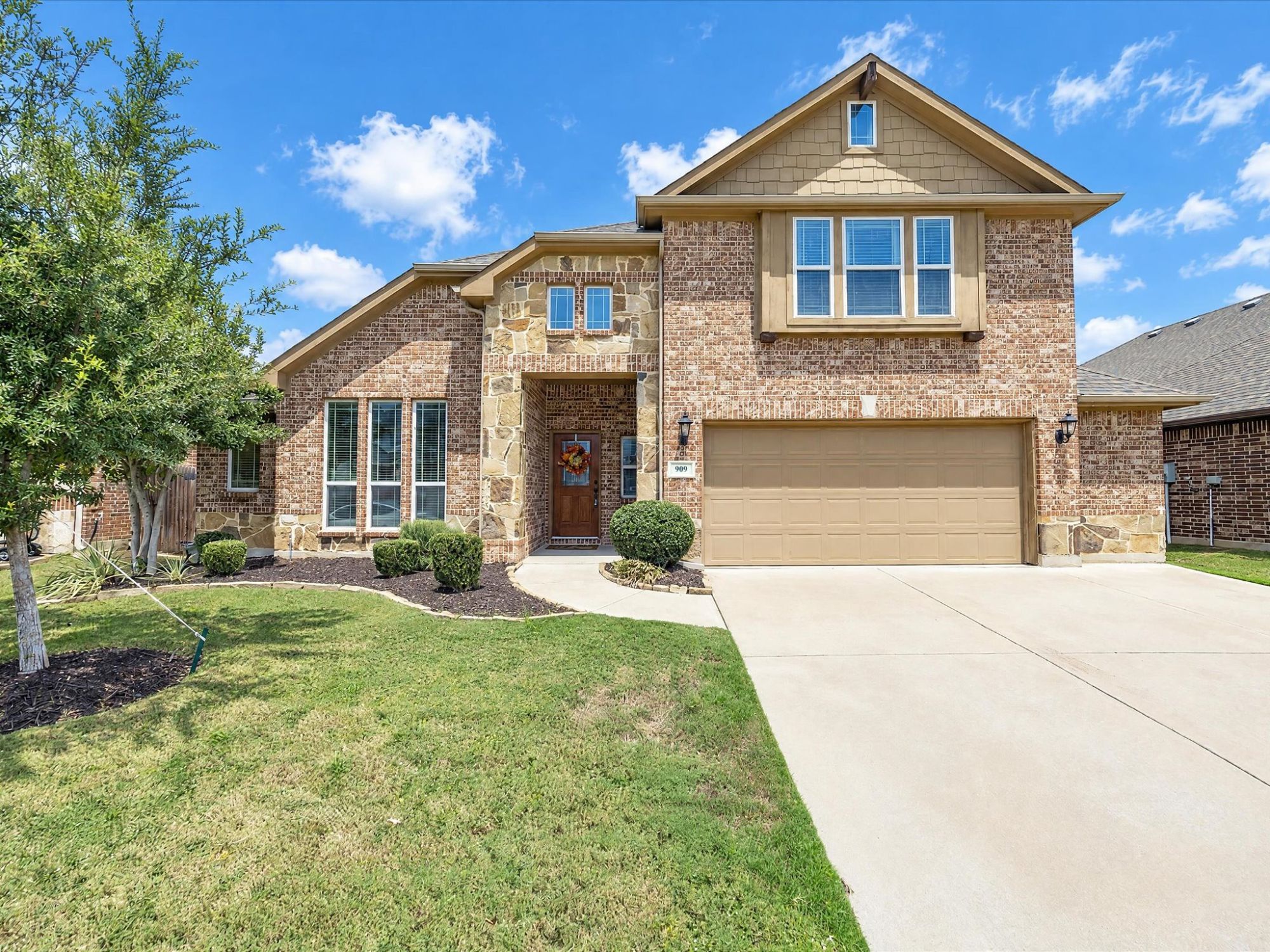 909 Longhorn Drive