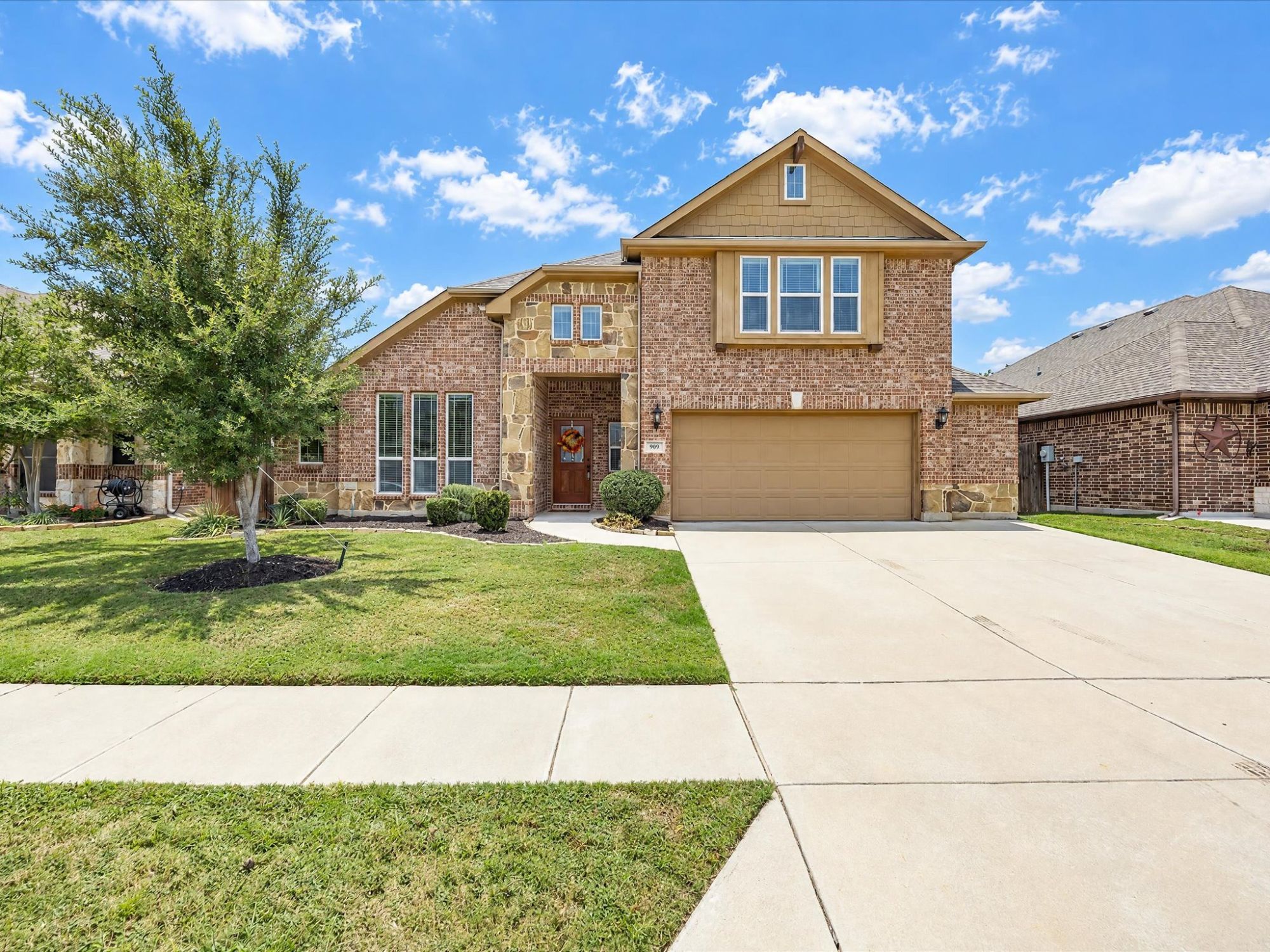 909 Longhorn Drive