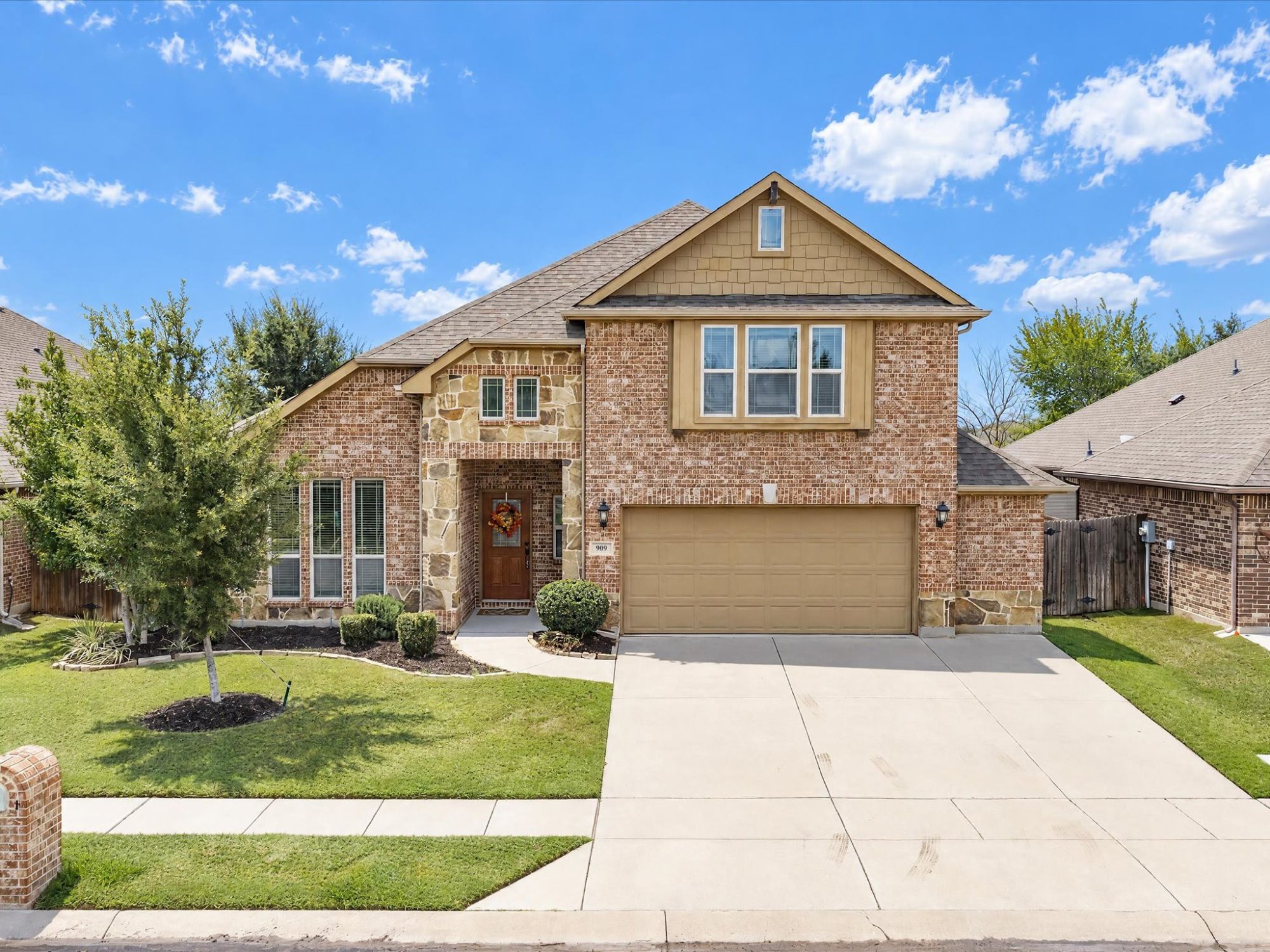 909 Longhorn Drive