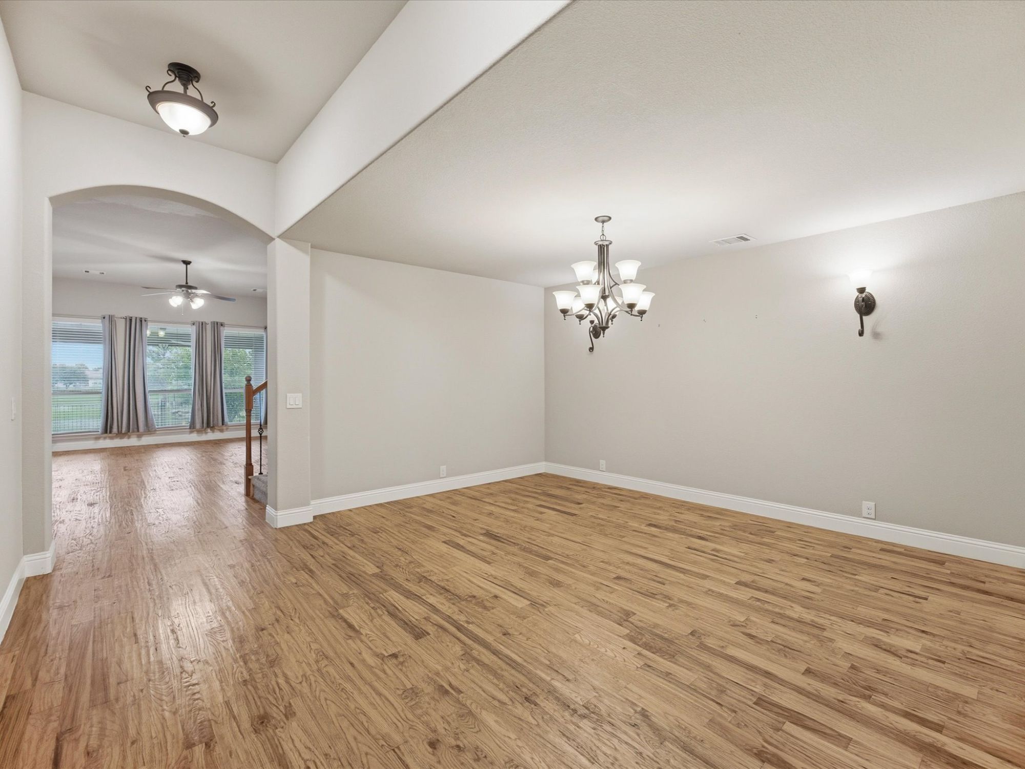 909 Longhorn Drive