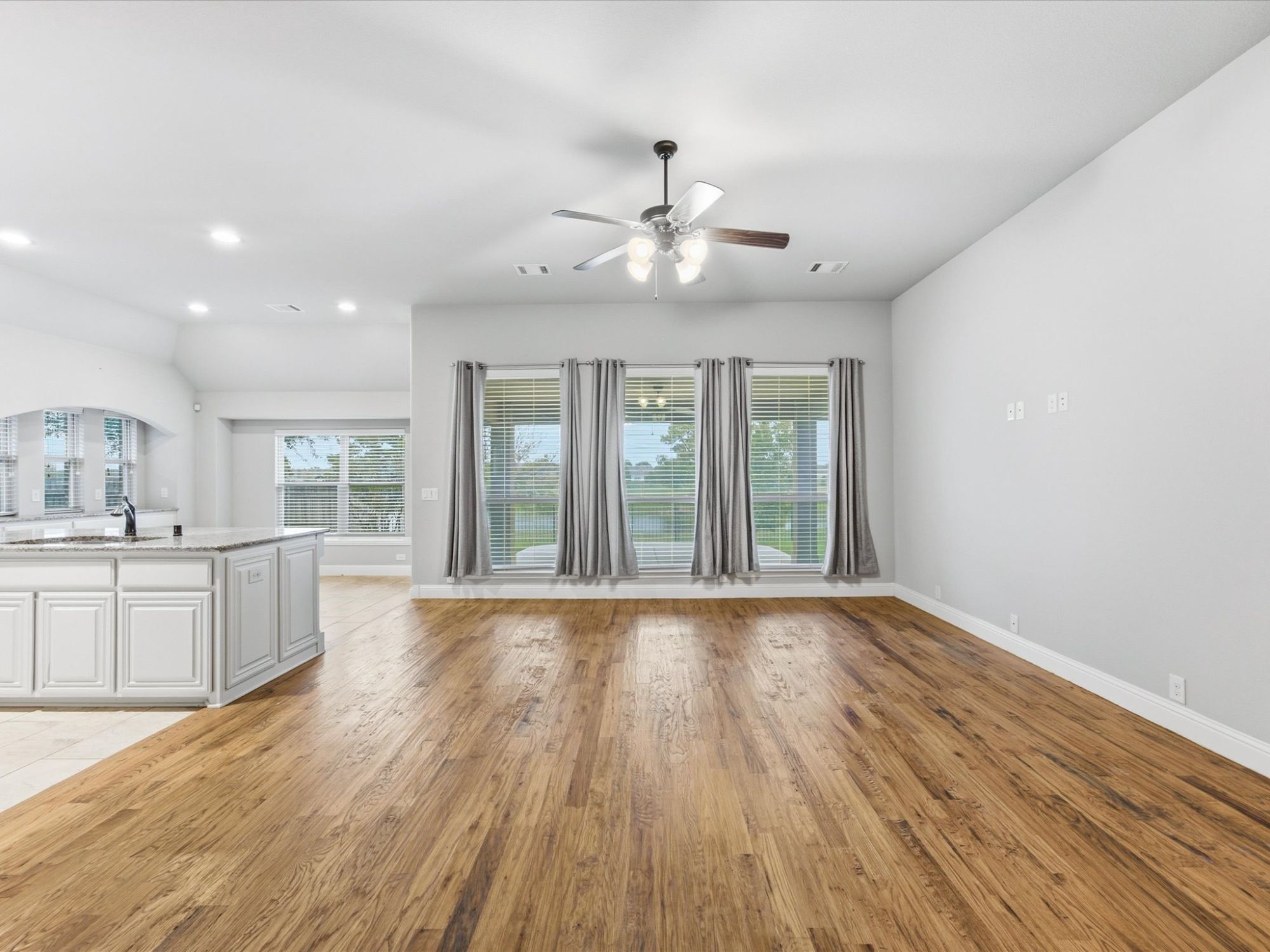 909 Longhorn Drive
