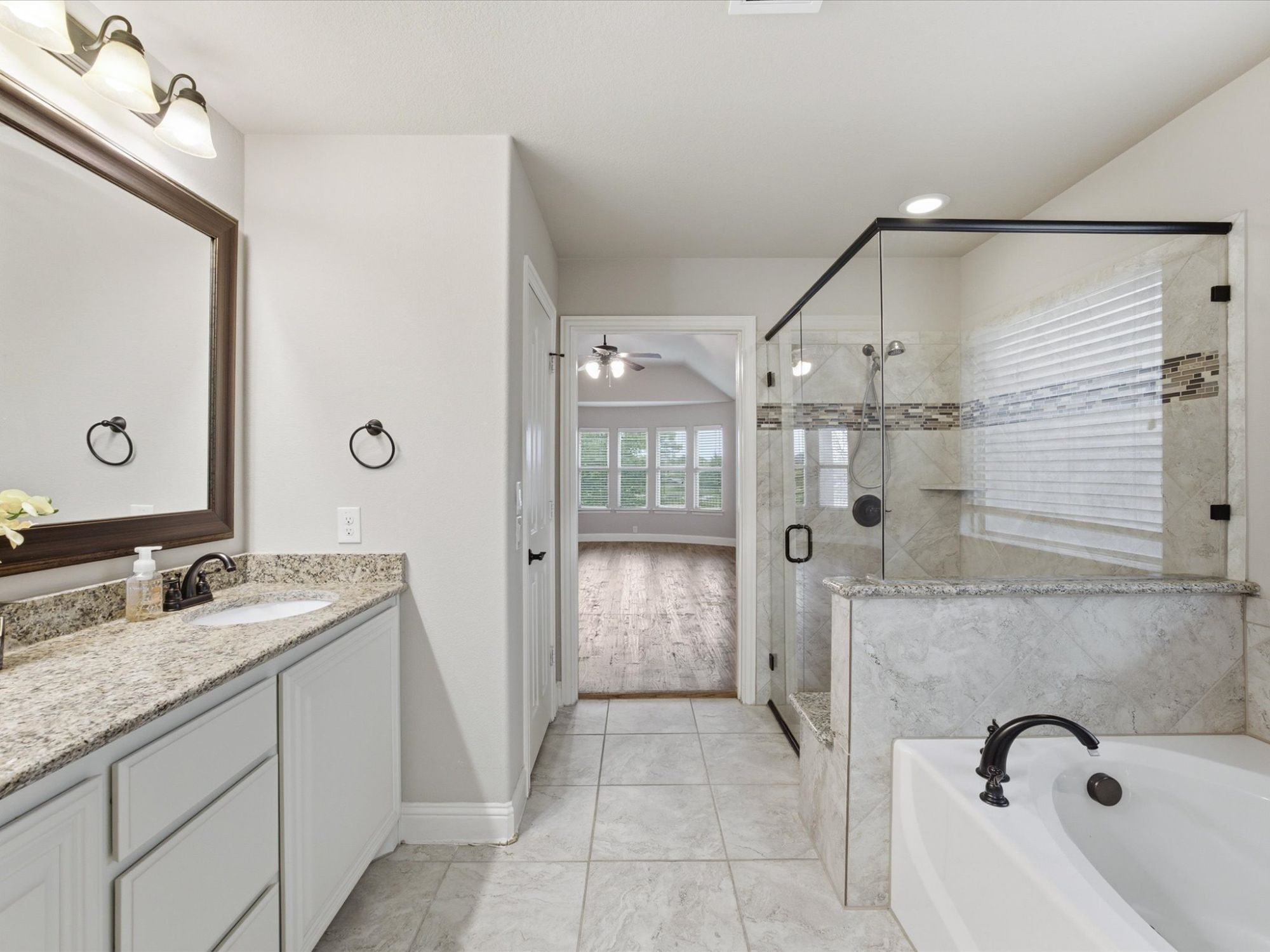 909 Longhorn Drive