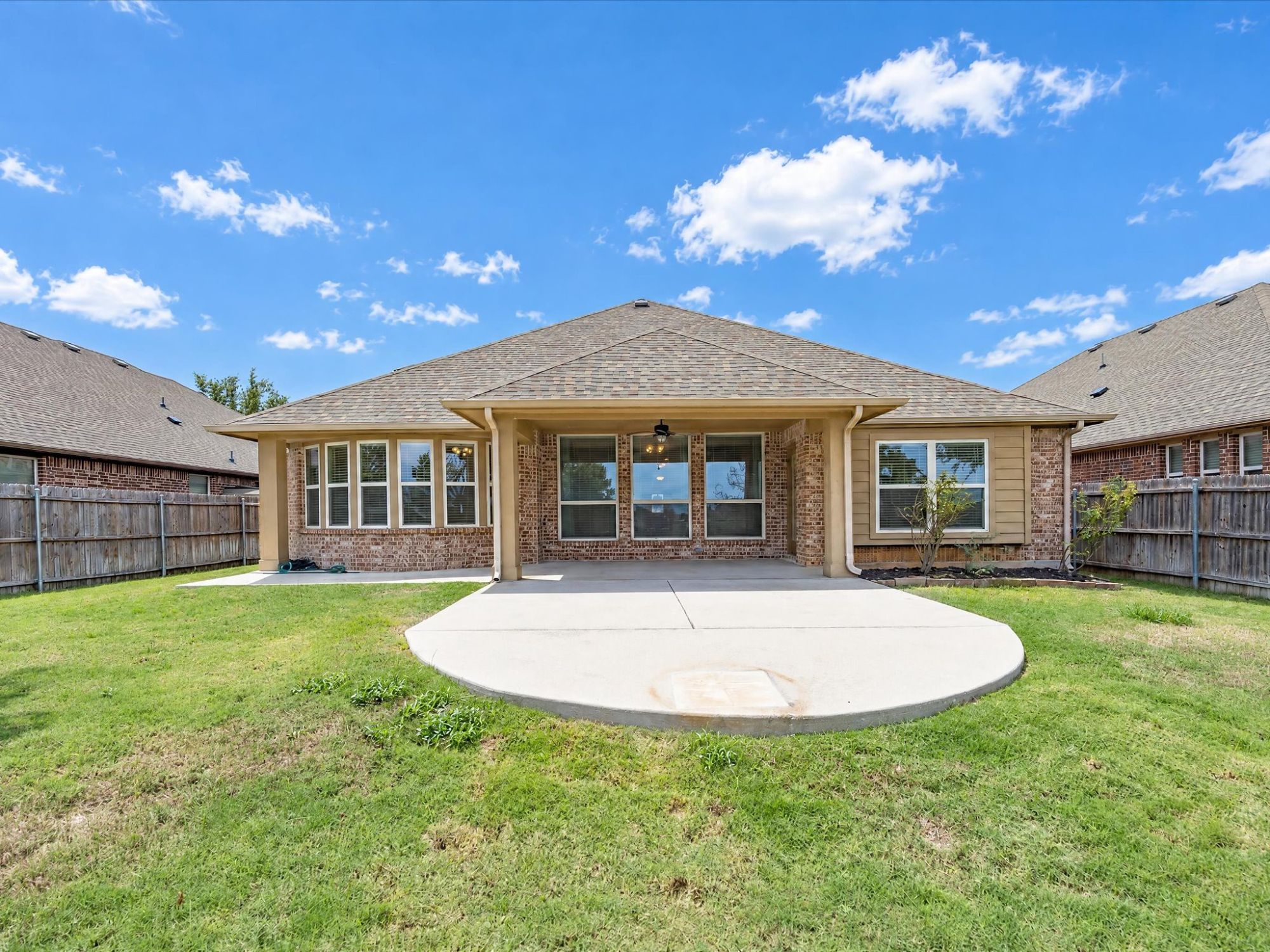 909 Longhorn Drive