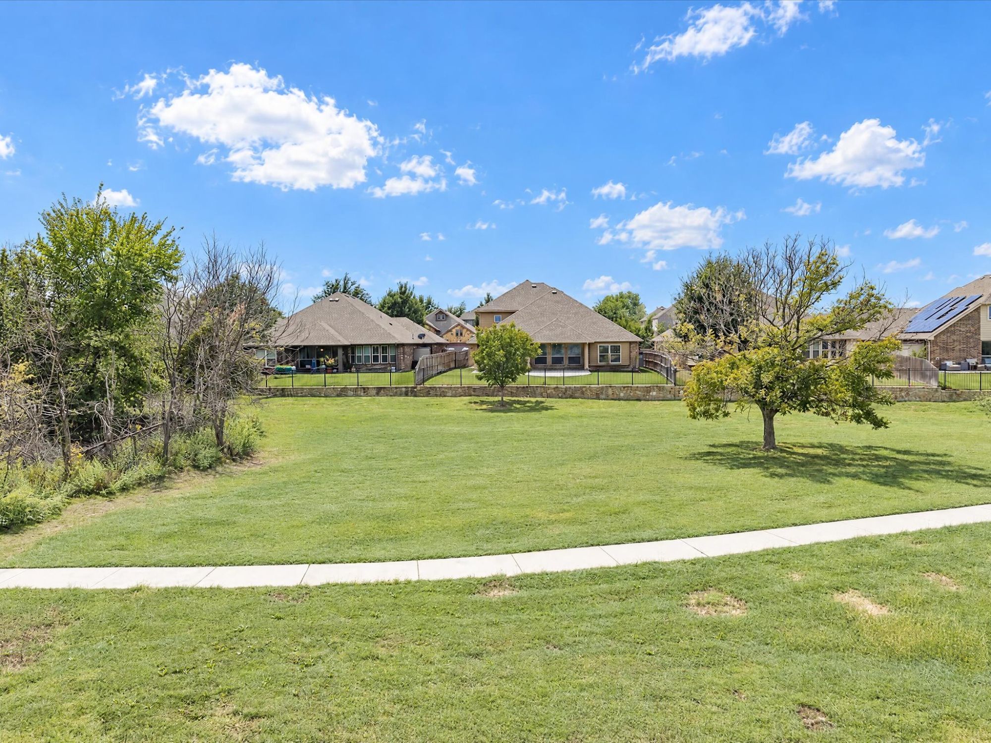 909 Longhorn Drive
