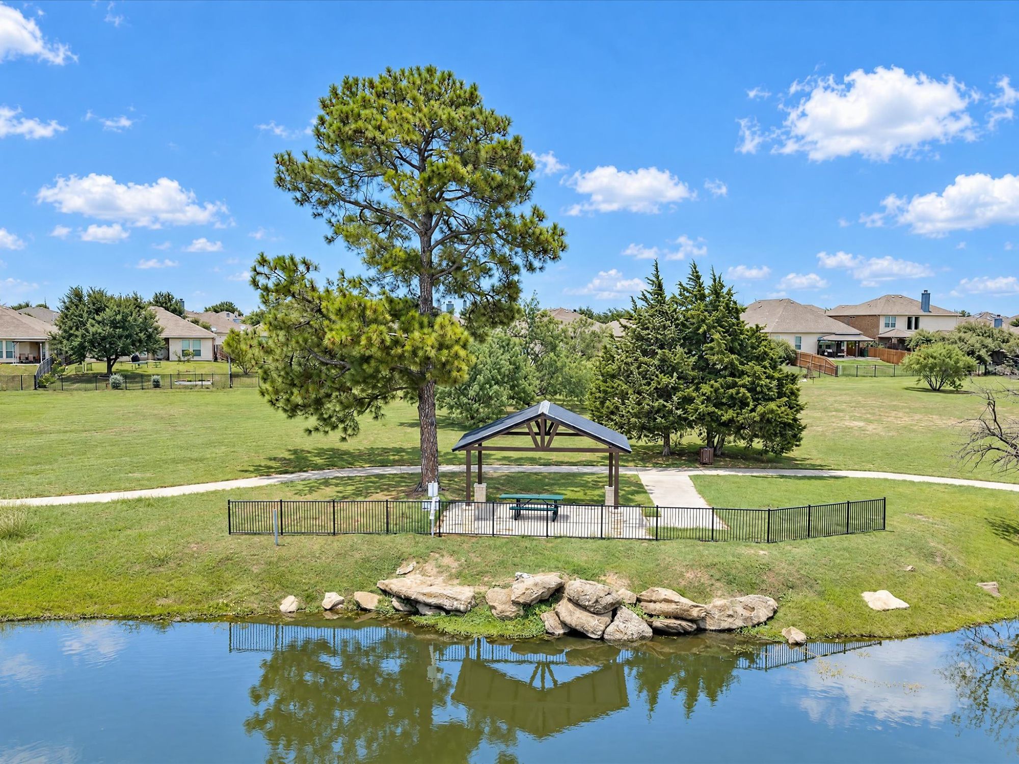 909 Longhorn Drive