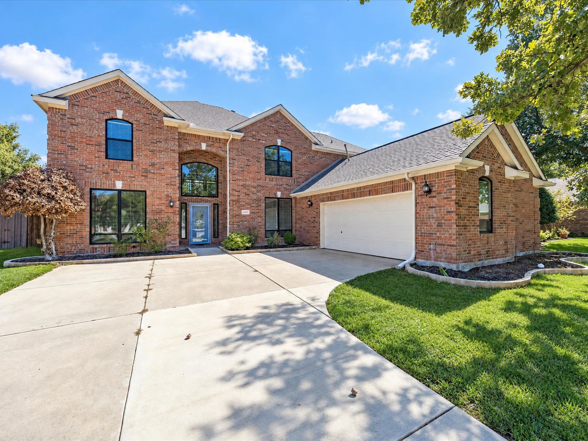 6000 Briaridge Lane