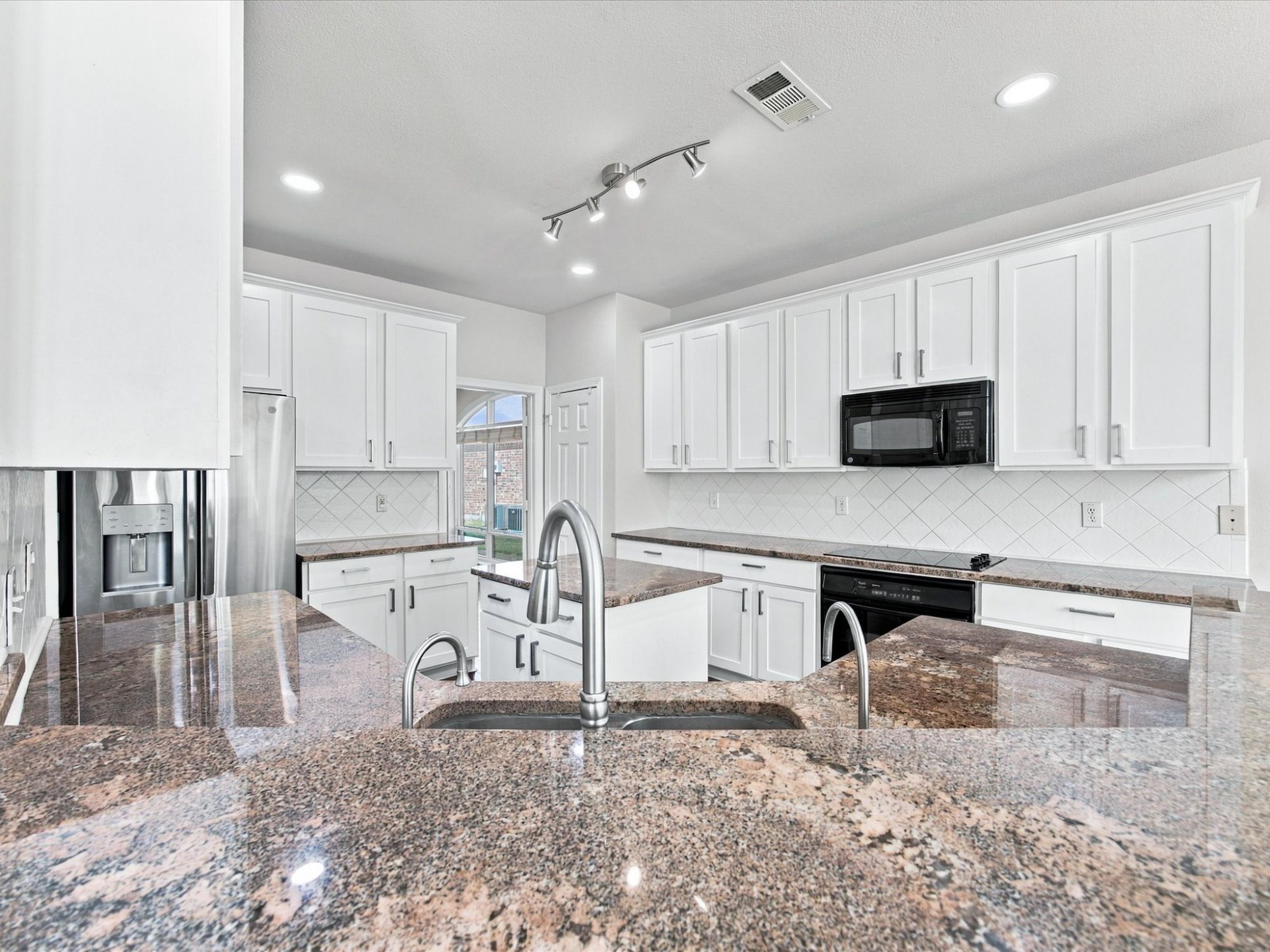 6000 Briaridge Lane