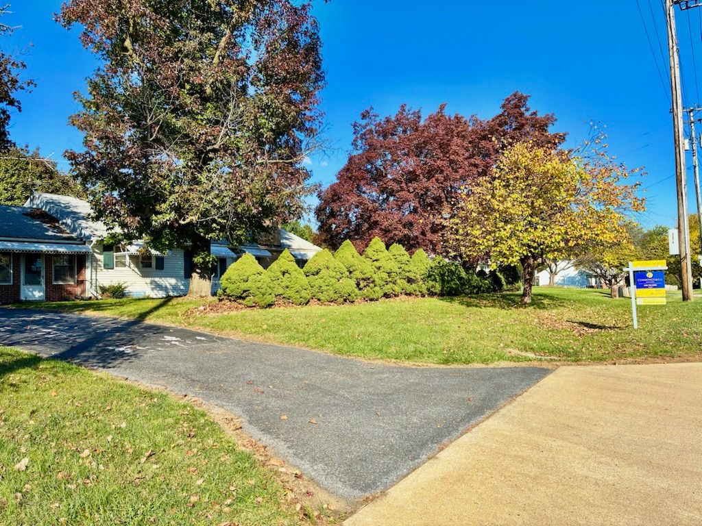 126 College View Boulevard