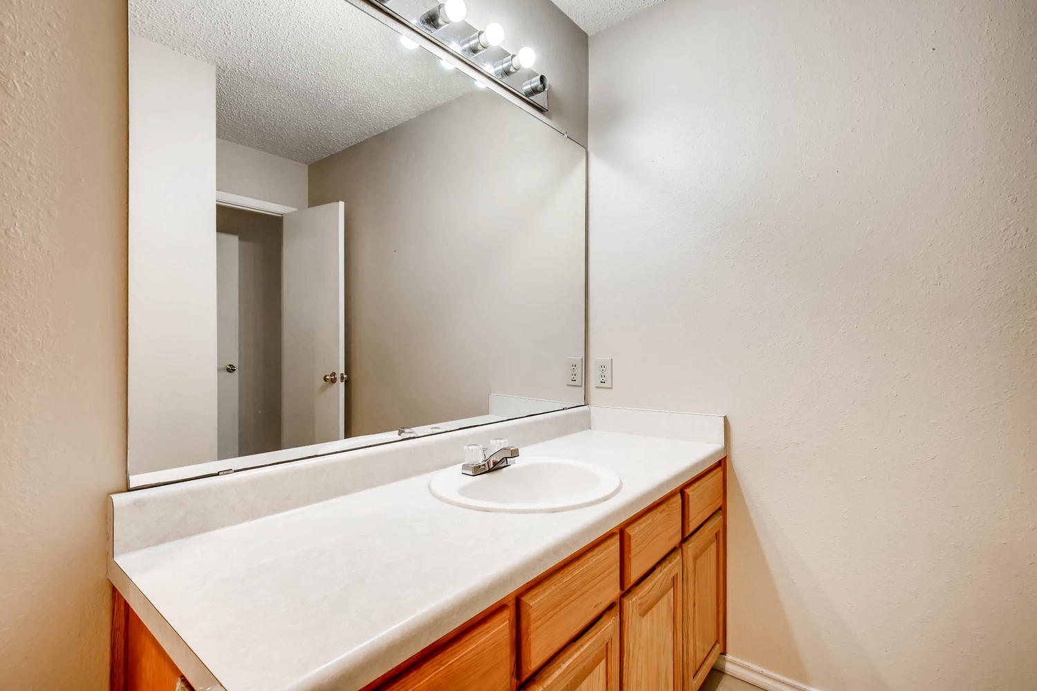 3126 Stoney Grove