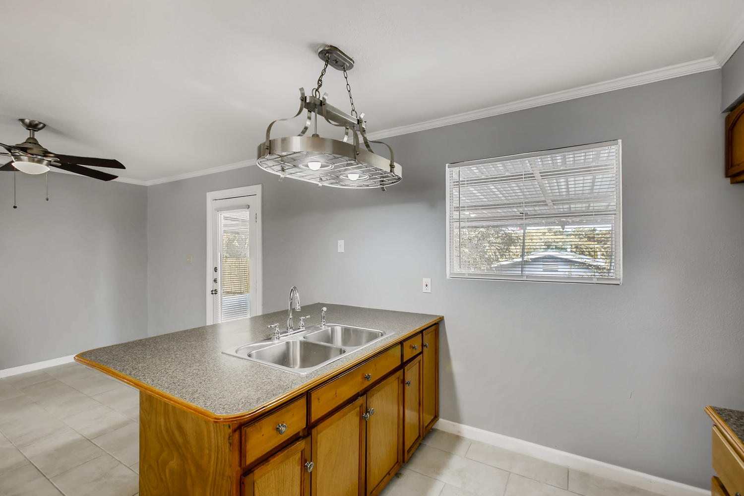 130 Pleasant Valley