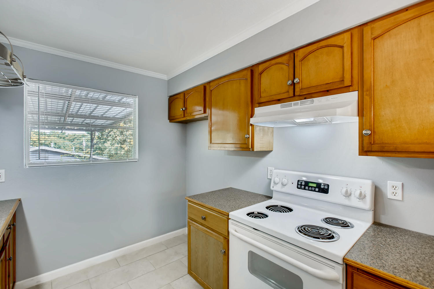 130 Pleasant Valley