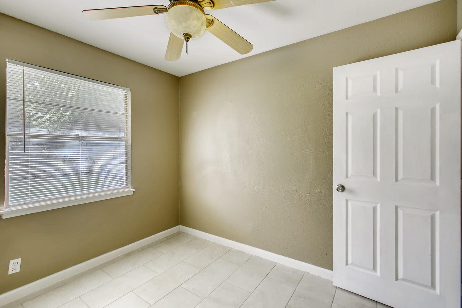 130 Pleasant Valley