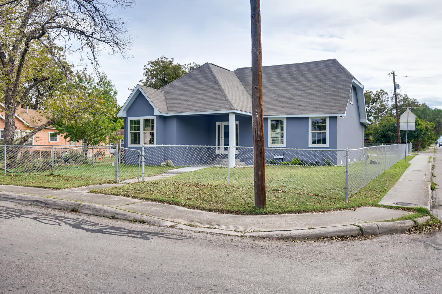 502 Canton