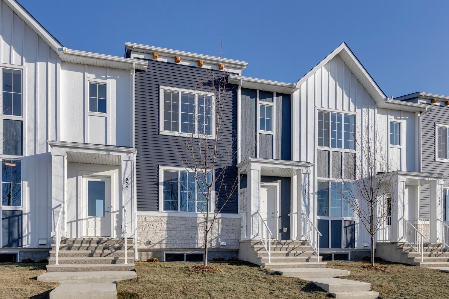 818 Cornerstone Street NE