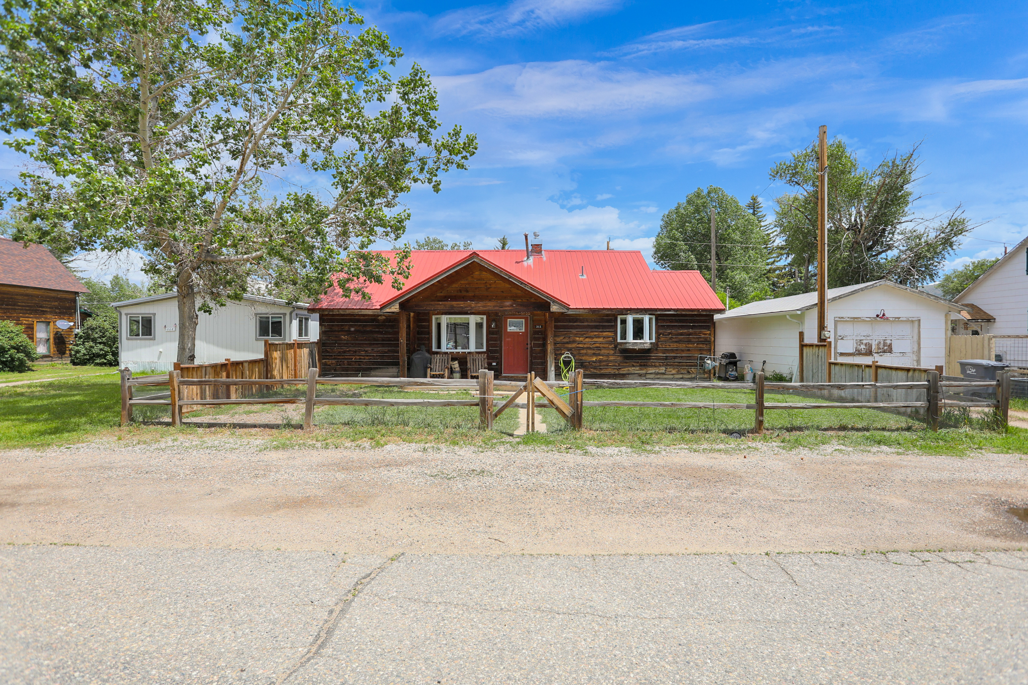  312 S 5TH Street
