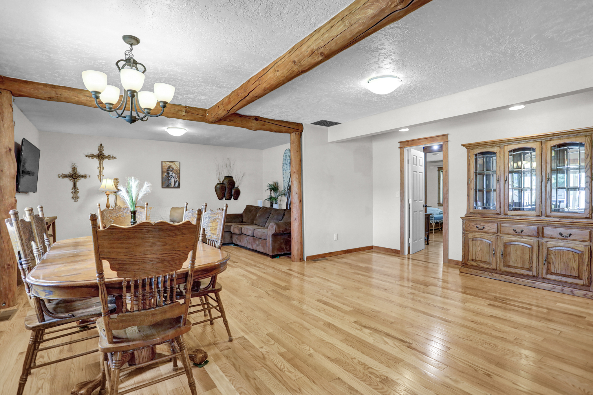  312 S 5TH Street
