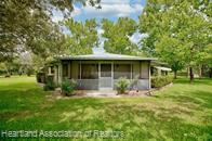 16 Gardenside Avenue