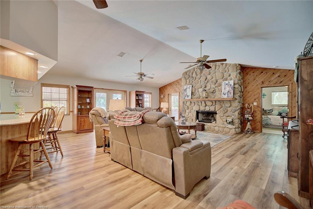 202 Thiseldo Lane