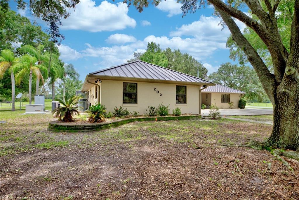 202 Thiseldo Lane
