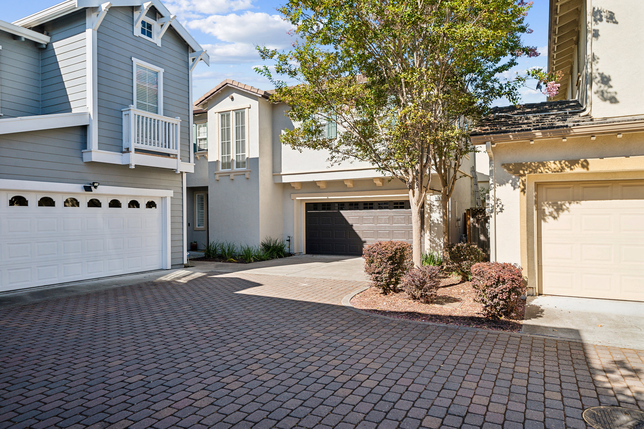 8109 Carlisle Way